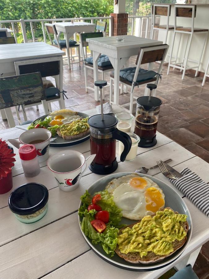 Kubuwatu Boutique Accommodation กีลีตราวางัน ภายนอก รูปภาพ